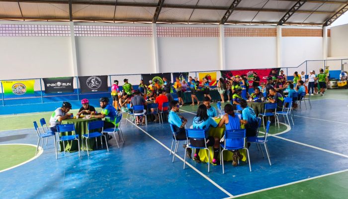 b6979ba4-5cb8-47a8-b6cb-75c999f9c409